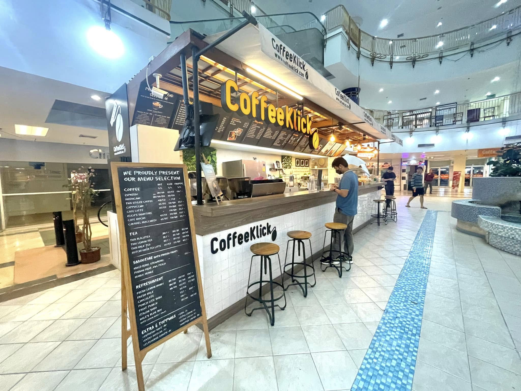 Shops & Restaurants